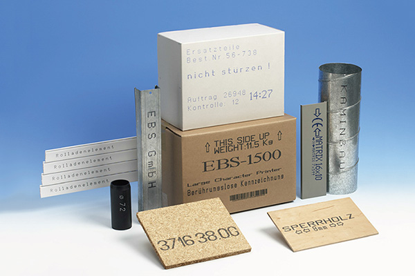 德国EBS机器人喷码系统:智能大字符全自动喷码解决方案